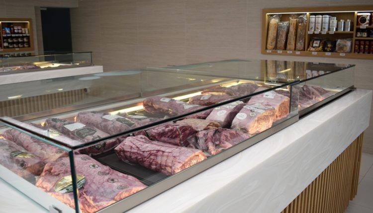 Koukourlis Apostolos, Meat specialist_Bozionelos 3