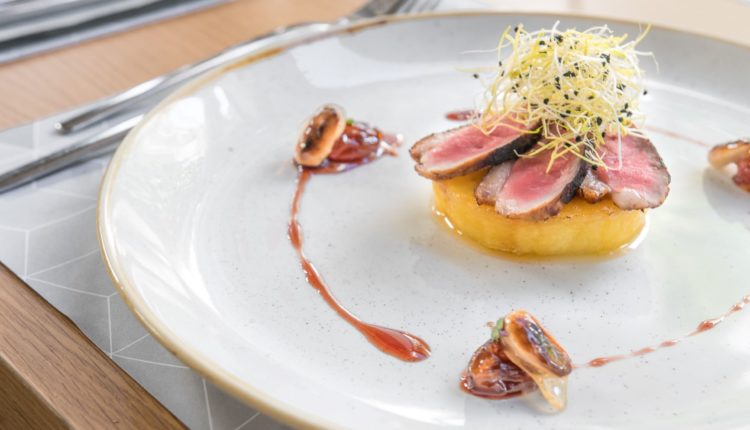 Arch Christmas 2018 1