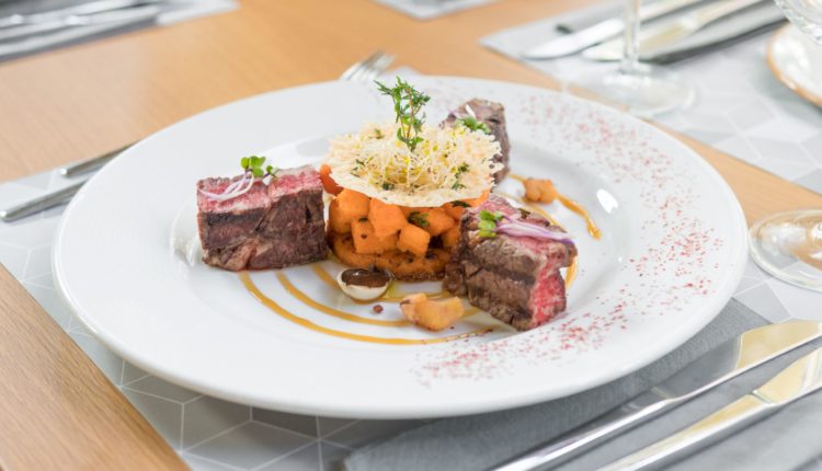 Arch Christmas 2018 3