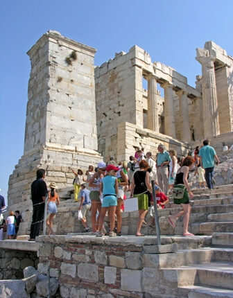 Tourists_Acropolis