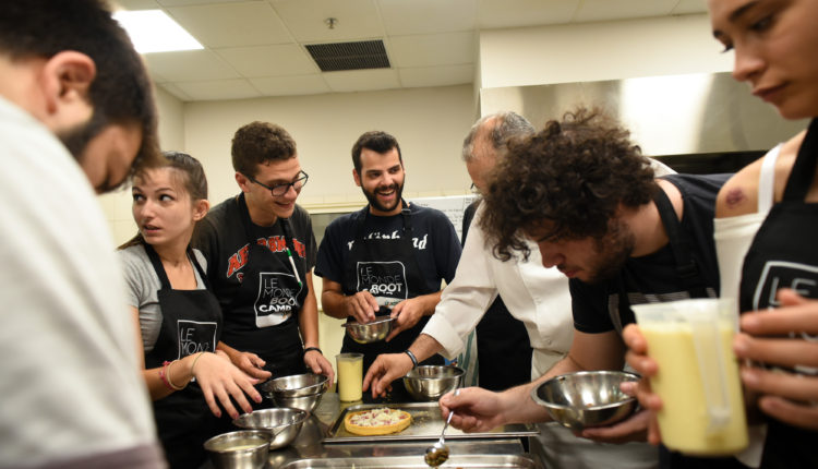 Dounetas Michael, Le Monde Bootcamp