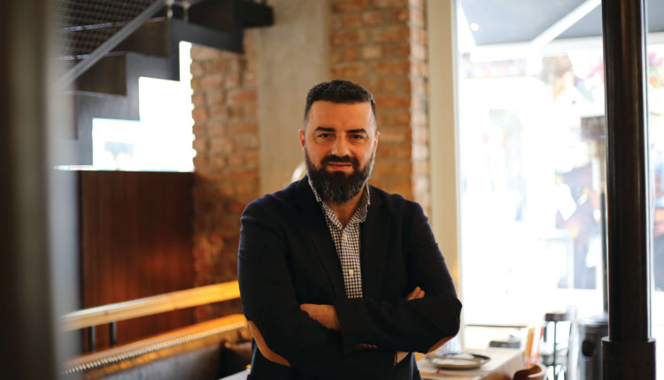 Kokkinoplitis Nikos 2