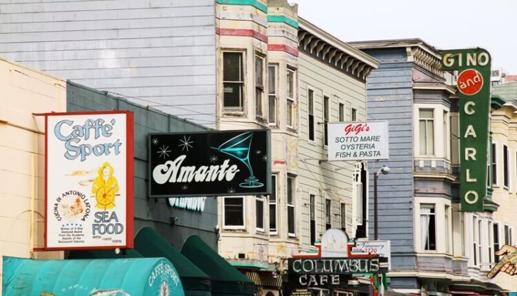 Columbus_Av, San_Francisco_USA