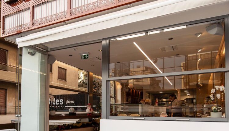Brio, Athens 1