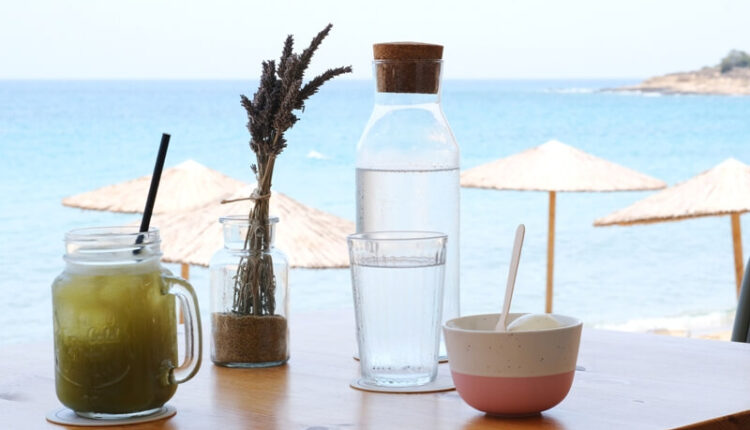 Magoo, Paros