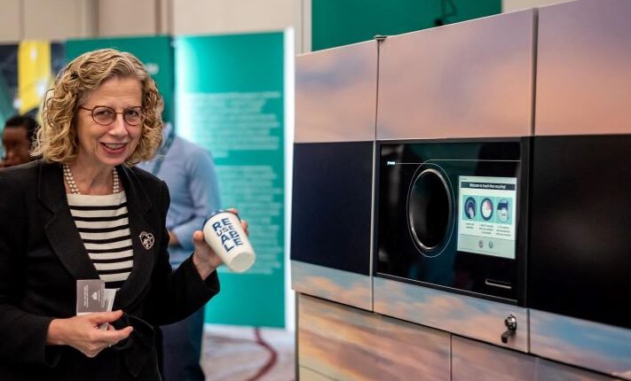 TOMRA: εγκαινίασε τα γραφεία της στην Αθήνα